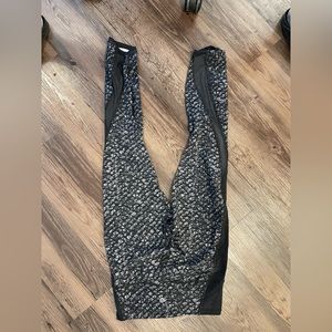 Lululemon tights *limited addition